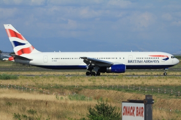 G-BNWI (24341) 1990 Boeing 767-336(ER)