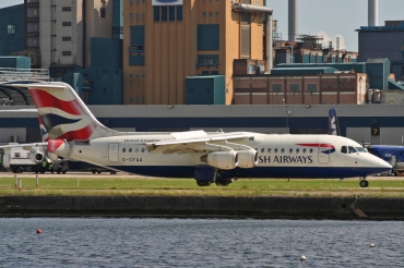 G-CFAA (cn E03373) BAe Avro RJ100