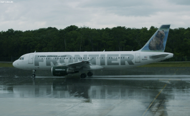 N211FR (4688) 2011 Airbus A320-214