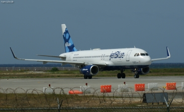 N834JB (5782) 2013 Airbus A320-232