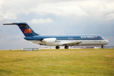 G-BMAM (cn 47468) McDonnell Douglas DC-9-32