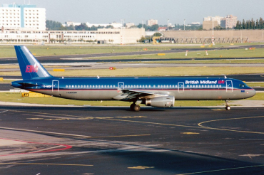 G-MIDF (810) 1998 Airbus A321-231