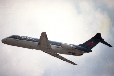 G-ELDG (47484) 1971 McDonnell Douglas DC-9-32