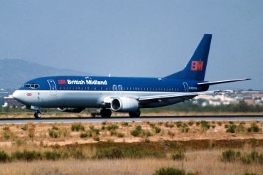 G-OBMN (cn 24123) Boeing 737-46B