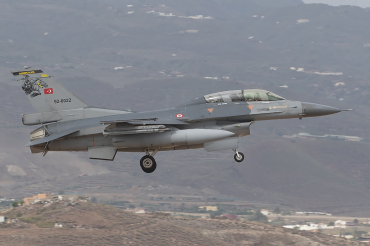 92-0022 (4S-22) General Dynamics F-16D