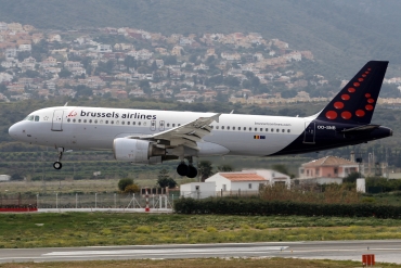 OO-SNB (cn 1493) Airbus A320-214