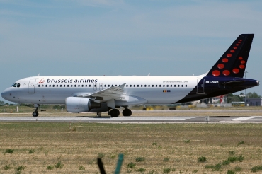 OO-SNB (cn 1493) Airbus A320-214