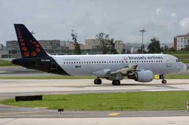 OO-SNB (cn 1493) Airbus A320-214