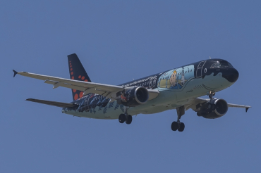 OO-SNB (1493) 2001 Airbus A320-214