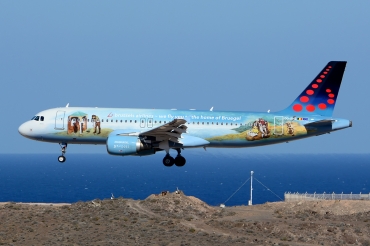 OO-SNE (4243) 2010 Airbus A320-214