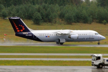 OO-DWD · British Aerospace Avro RJ100 · (OSL / ENGM)