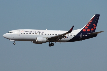 OO-VEG (cn 28568) Boeing 737-36N