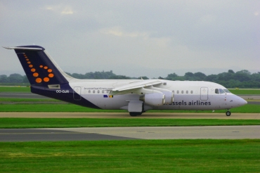 OO-DJR (cn E2290) BAe Avro RJ85