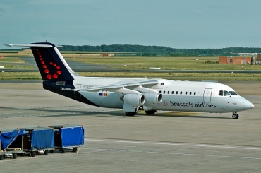OO-DWH (E3340) 1998 British Aerospace Avro RJ100