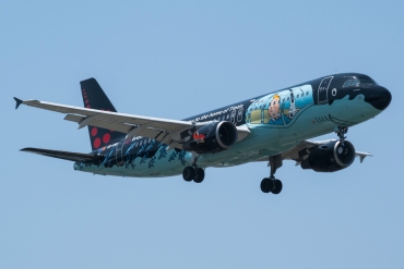 OO-SNB · Airbus A320-214 · (OPO / LPPR)