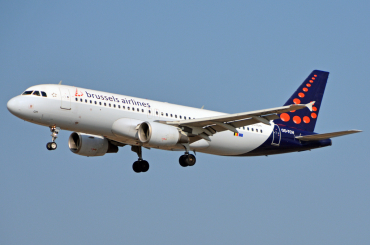 OO-TCH (1929) 2003 Airbus A320-214