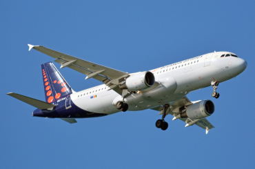 OO-TCQ (2114) 2003 Airbus A320-214