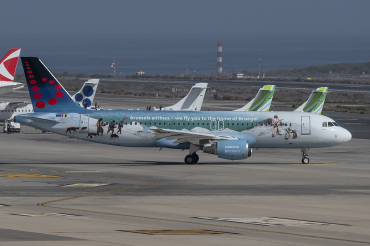 OO-SNE (4243) 2010 Airbus A320-214