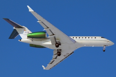 YR-TIK (9229) 2006 Bombardier Global 5000