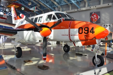 03-3094 (LC-334) Beechcraft A65 Queen Air