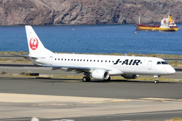 JA246J (19000728) Embraer 190-100STD