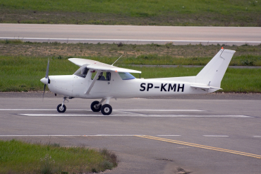 SP-KMH 1977 Cessna 152