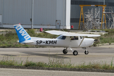 SP-KMH 1977 Cessna 152