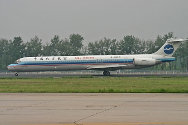 B-2130 · McDonnell Douglas MD-82 · (PEK / ZBAA)