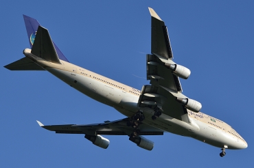 HZ-AIY, (cn 28342), Boeing 747-468