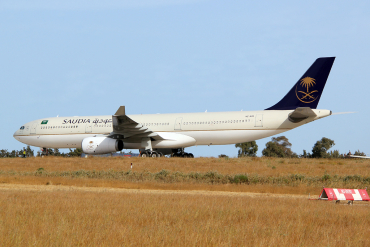 HZ-AQ11 (1724) 2016 Airbus A330-343