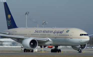 HZ-AKG (28350) 1998 Boeing 777-268(ER)