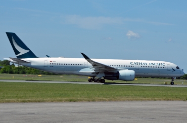 B-LRE (039) 2016 Airbus A350-941