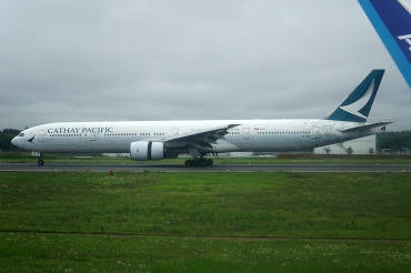 B-HNK (27510) 1999 Boeing 777-367