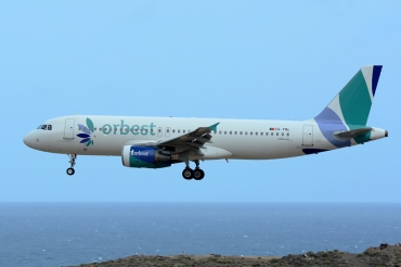 CS-TRL (3758) 2009 Airbus A320-214