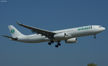 CS-TRH (833) 2007 Airbus A330-343