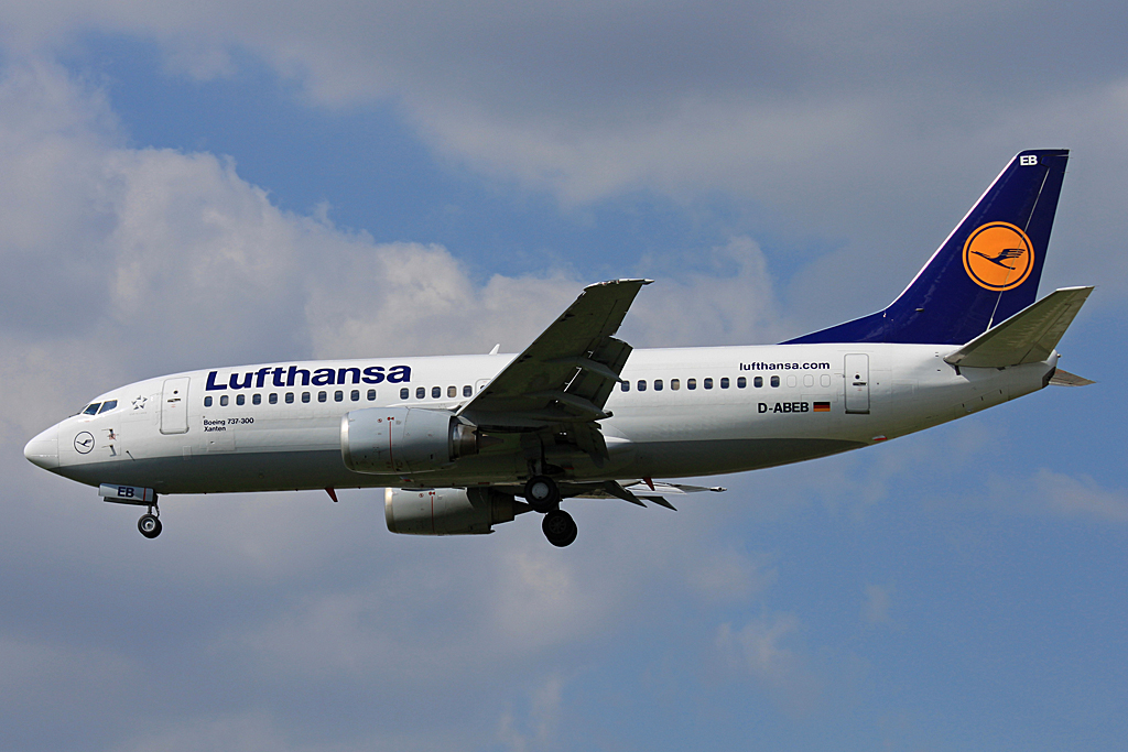 D-ABEB (25148) 1991 Boeing 737-330