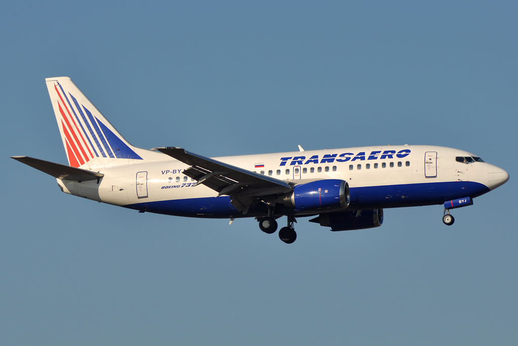 VP-BYJ (28923) 1998 Boeing 737-524