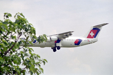 HB-IYZ (E3338) 1998 British Aerospace Avro RJ100