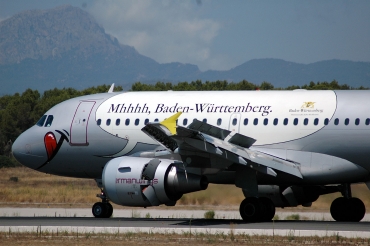 D-AKNM (1089) 1999 Airbus A319-112