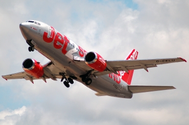 G-CELU (23657) 1986 Boeing 737-377