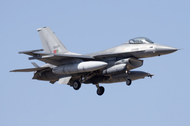 15107 (AA-7) 1994 General Dynamics F-16AM