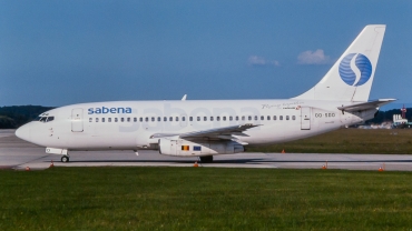 OO-SDO (2117) 1975 Boeing 737-229(A)