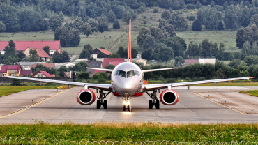 RA-89009 (95017) 2012 Sukhoi Superjet 100-95B