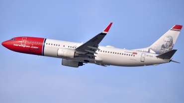 LN-DYF (39004) 2010 Boeing 737-8JP(WL)