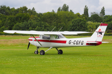 G-CGFG (15285724) 1983 Cessna 152
