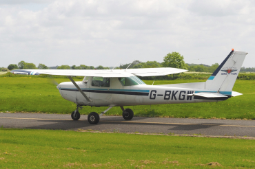 G-BKGW (1878) 1981 Reims-Cessna F152