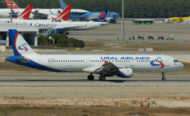 VQ-BKG (991) 1999 Airbus A321-211